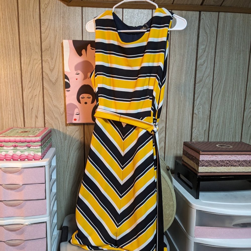 Cute Mod/Scooter Girl/Office Dress, Removable Belt
